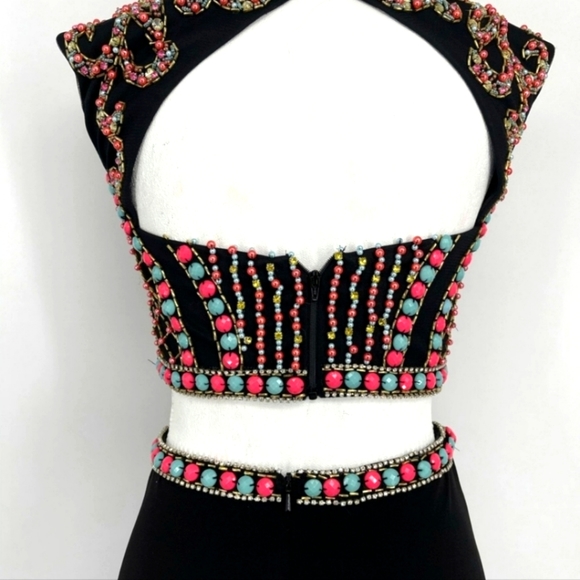 JOVANI 2-piece Black Beaded Mozaic Rhinestones Evening Gown Size 4 - Picture 2 of 14